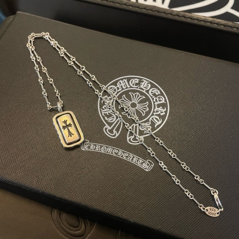 Ch**me He**ts necklaces